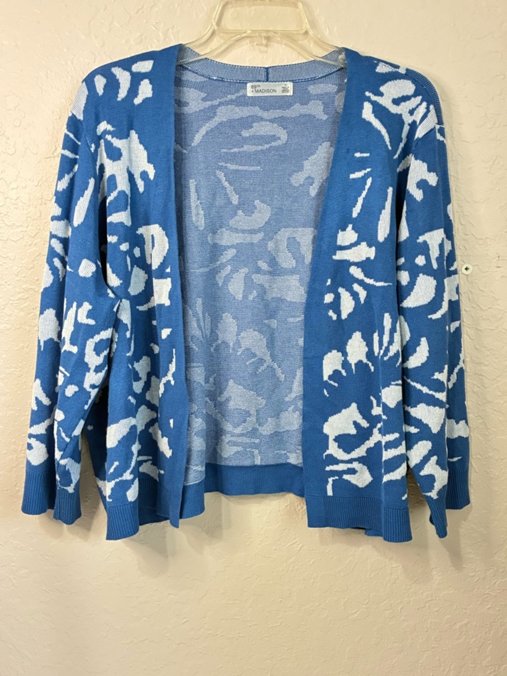 89th & Madison Open-Front Blue White Floral Open Cardigan Womens 1X soft